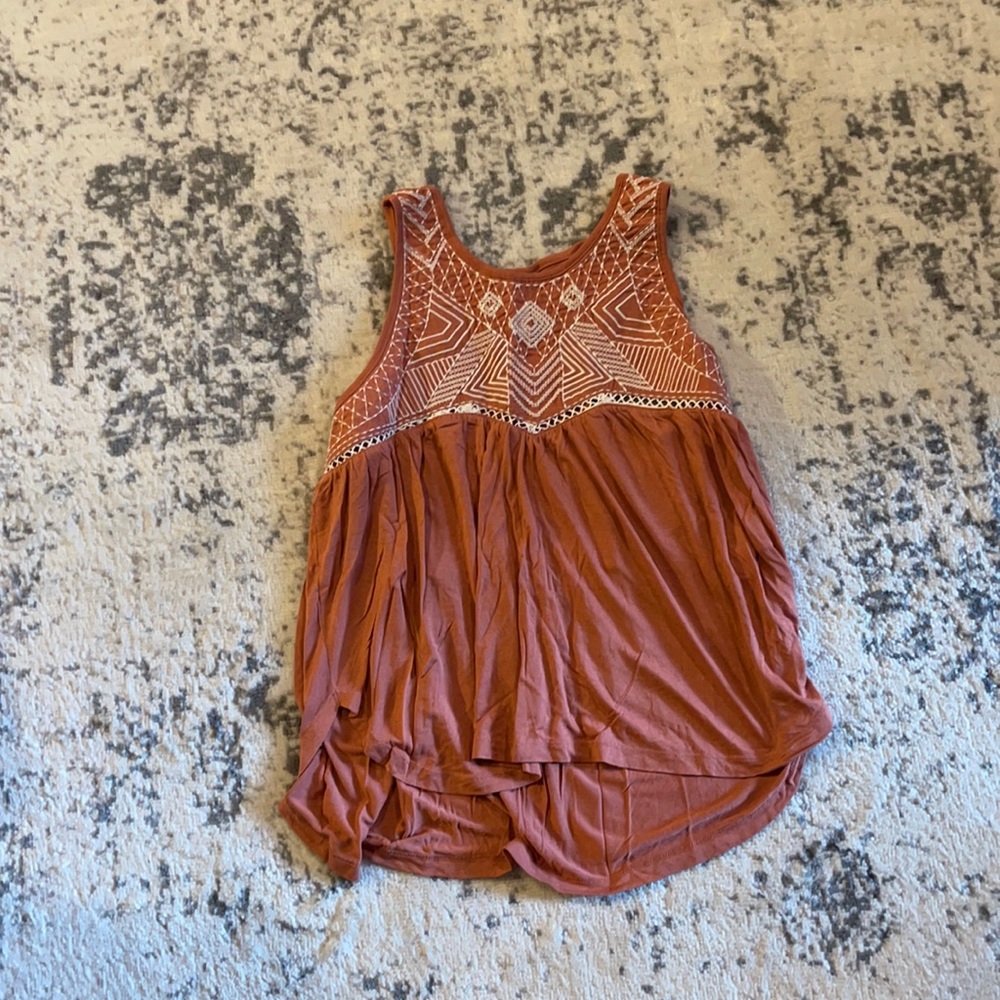 Forever 21 tank